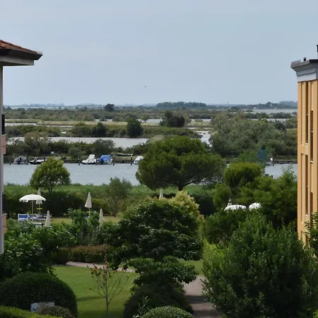 Calilla -appartamento Libeccio アパート グラード